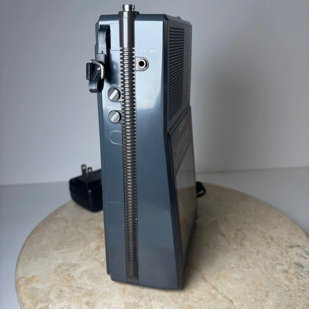 Sony Watchman FD-42A Portable TV Gray 1987 Vintage Handheld TV PARTS